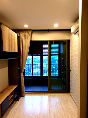 คอนโด BTS แบริ่ง : P-31902 ต้องการขายคอนโด ไอดีโอ โมบิ สุขุมวิท อีสท์เกต Sukhumvit Rd, Bang Na Tai, Bang Na, Bangkok Line Id @easythaihome 085-592-2897