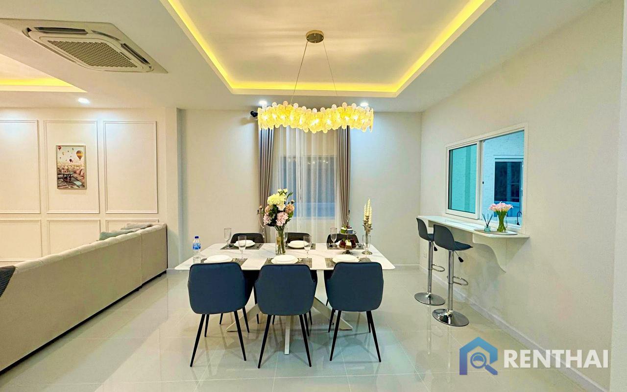 picture Modern 3-Bedroom Pool Villa in a Secure Community - 4/20