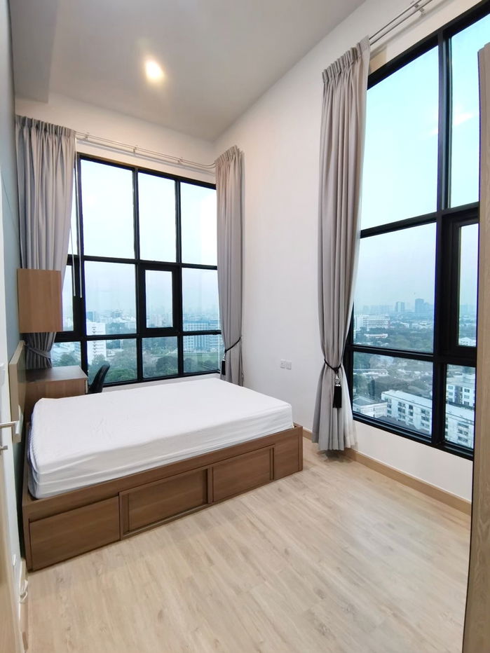 picture For Sale 3 bedroom Duplex, Knightsbridge Duplex Tiwanon, close to MRT Ministry of Public Health Station - 1/40