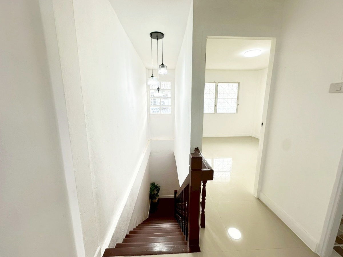 รูป ม.เทพประทาน วัดเวฬุวนาราม12 ดอนเมือง สรงประภา ใกล้ รถไฟฟ้าสายสีแดง แต่งใหม่ พร้อมอยู่ - รูปที่ 11/15