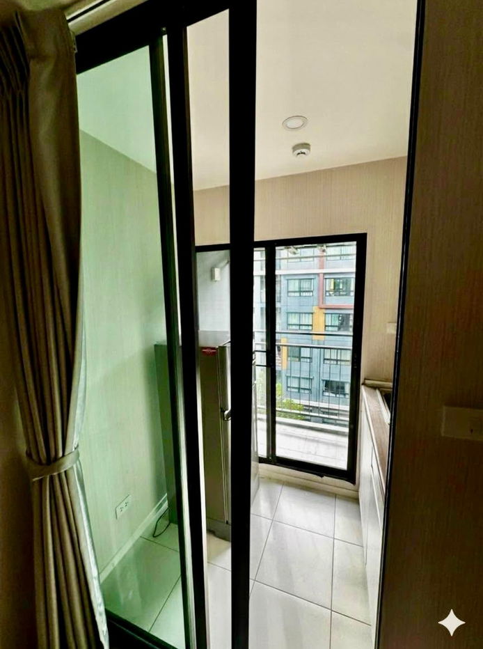 รูป code : E216 ให้เช่าคอนโด (ไอคอนโด กรีนสเปซ สุขุมวิท 77) | ห้องสวยแต่งครบ 29 ตร.ม. ครัวแยก วอลเปเปอร์ทั้งห้อง ใกล้สนามบินสุวรรณภูมิ - รูปที่ 6/10