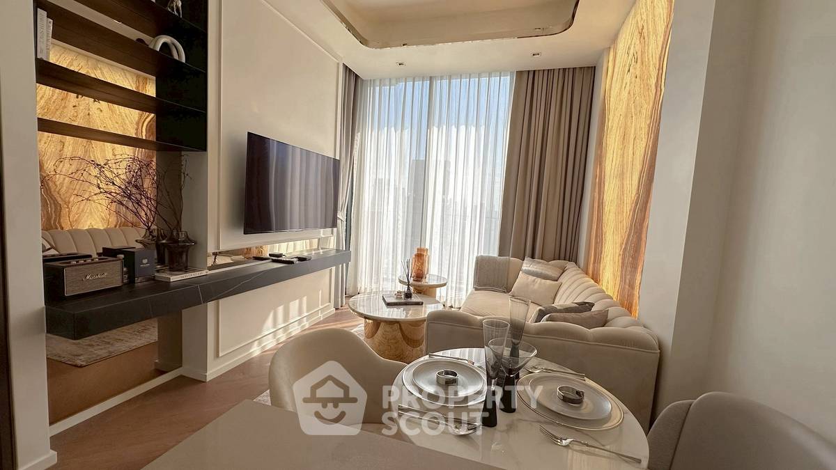 picture 1-BR Condo at 28 Chidlom near BTS Chit Lom (ID 2471153) - 1/15