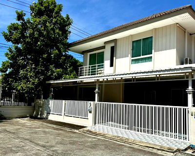 เช่าบ้านเดี่ยว เมืองสมุทรปราการ สมุทรปราการ : 🚨 ให้เช่าบ้าน เจ วิลล่า แพรกษา 4 ห้องนอน 3 ห้องน้ำ 2 ที่จอดรถ ครัวไทยพร้อมใช้งาน เครื่องใช้ไฟฟ้าครบทั้งบ้าน 25,000 บาท/เดือน