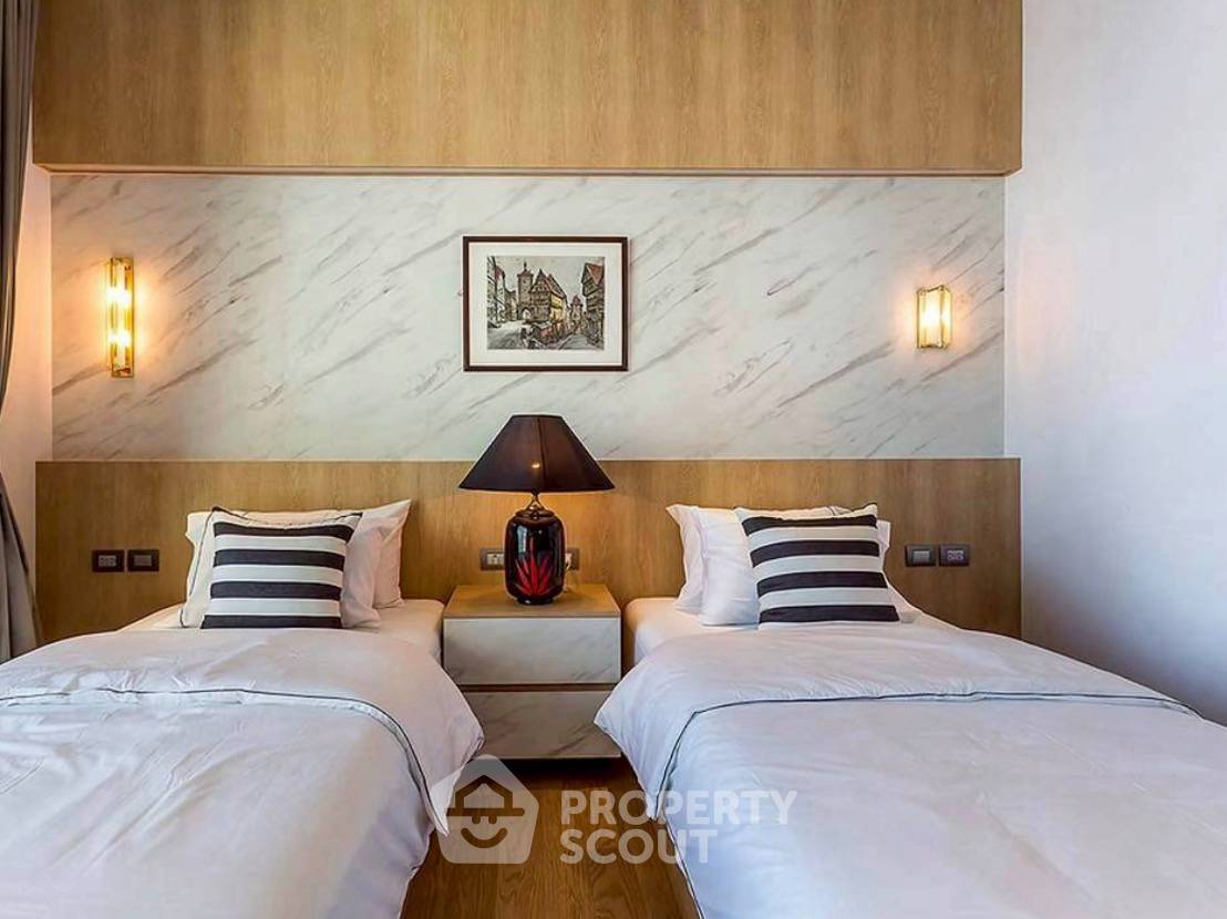 รูป คอนโด 1-ห้องนอน ที่ แมกโนเลียส์ วอเตอร์ฟรอนท์ เรสซิเดนซ์ ใกล้ BTS สะพานตากสิน (ID 2289058) - รูปที่ 2/6