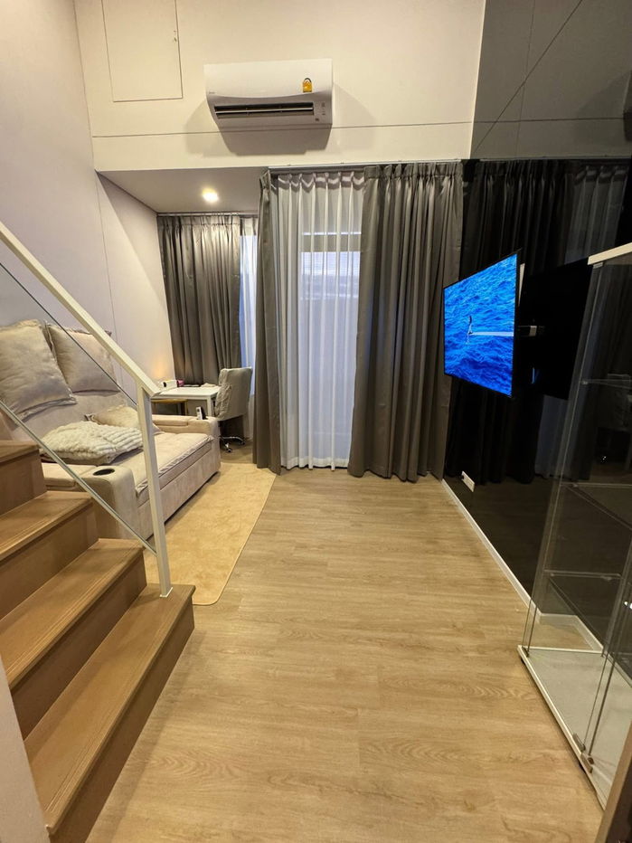 picture Landmark at MRTA Station Rama 9 for Rent 🚇 MRT Thailand Cultural Centre 💸 Rent 23,000 THB/month • Property Code RS3982 - 2/13