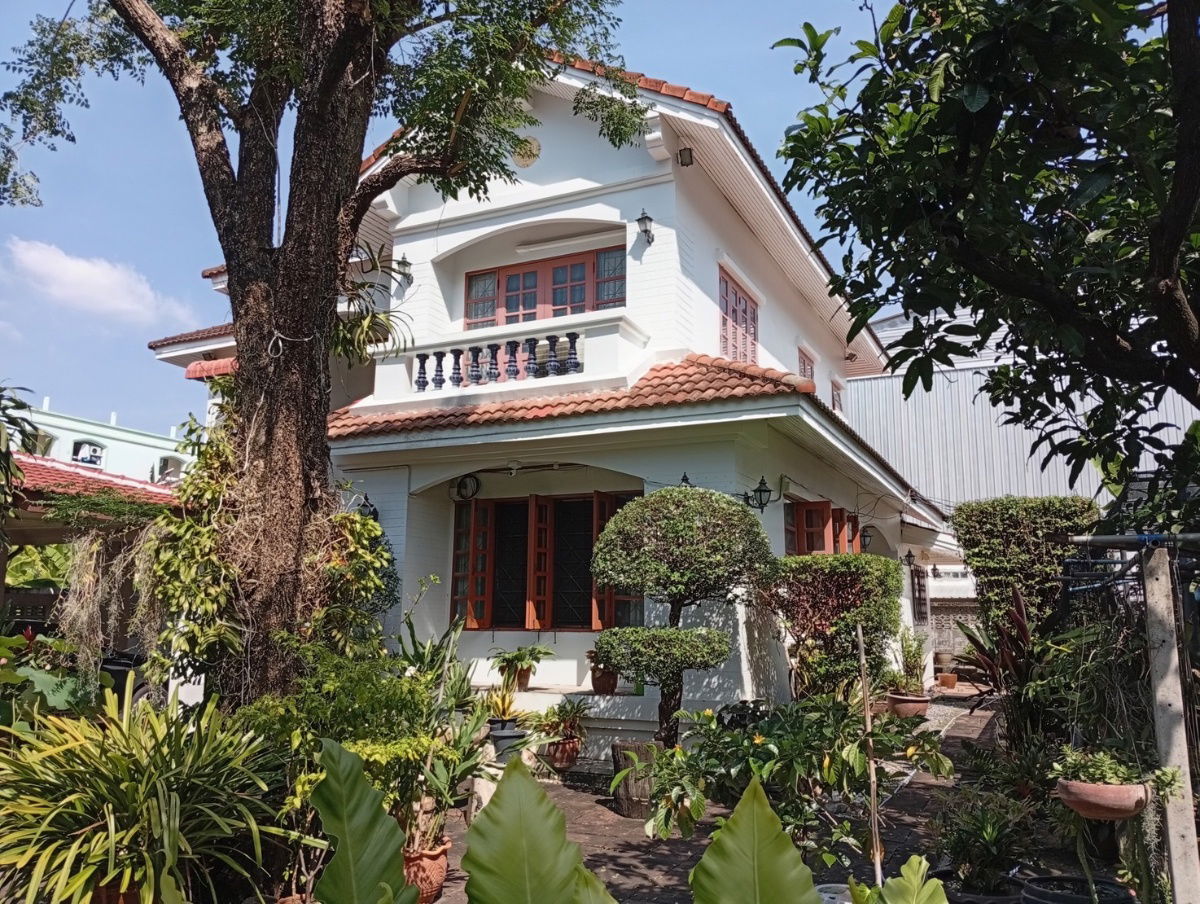 รูป ขายด่วน บ้านเดี่ยว ย่านลาดพร้าว ทำเลดี เข้าออกได้ 2 เส้นทาง - รูปที่ 6/6