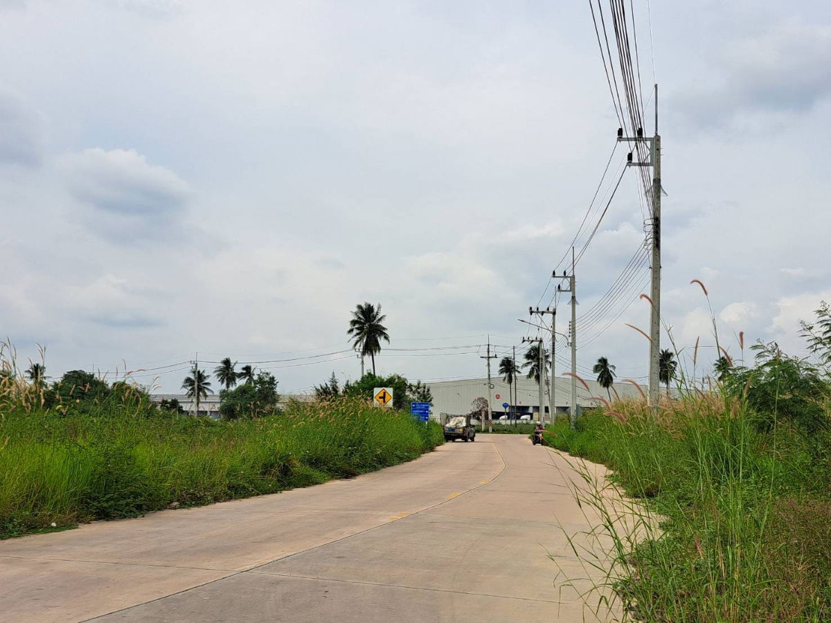 รูป ขายที่ดินบ่อวิน ศรีราชา 2 ไร่ ใกล้โรงพยาบาลปิยะเวชช์ ศรีราชา จ.ชลบุรี - รูปที่ 2/4