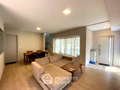 บ้านเดี่ยว เทสโก้โลตัส บางพลี : บ้าน 2-ห้องนอน ที่ อัญญ่า บางนา-รามคำแหง 2 ใน ดอกไม้ (ID 1521210)