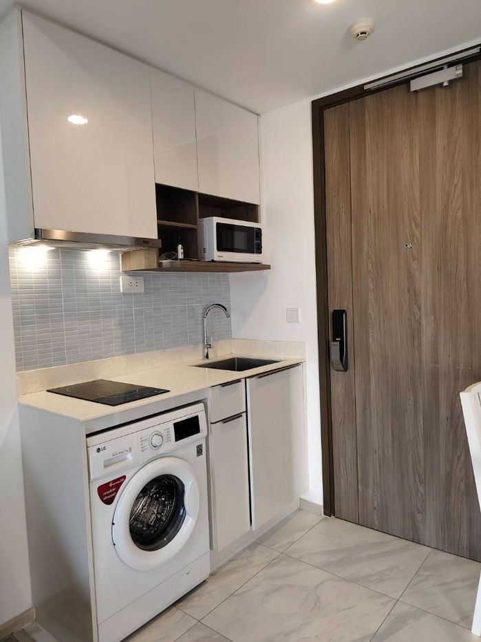 รูป ให้เช่า Ideo mobi asoke ห้อง 1 ห้องนอน ราคาดีมาก ใกล้มศว. ระยะเดินถึง สนใจแอดไลน์ @best_condo - รูปที่ 5/8