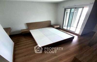 Condos for sale : 2-BR Condo at Chapter One The Campus Kaset near BTS Sena Nikhom (ID 646841)