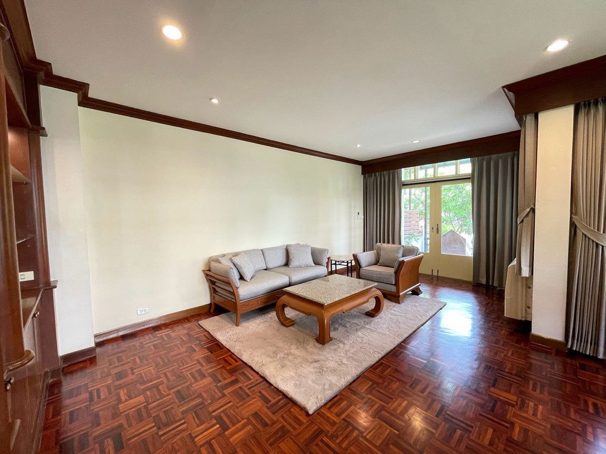 รูป 🏡 ให้เช่าบ้าน 3 ชั้น ทำเลดี ใกล้ MRT ลาดพร้าว / รัชดา – ติดถนนวิภาวดีรังสิต ✨ ทำเลชาวจีน เหมาะอยู่อาศัยหรือทำโฮมออฟฟิศ - รูปที่ 4/12