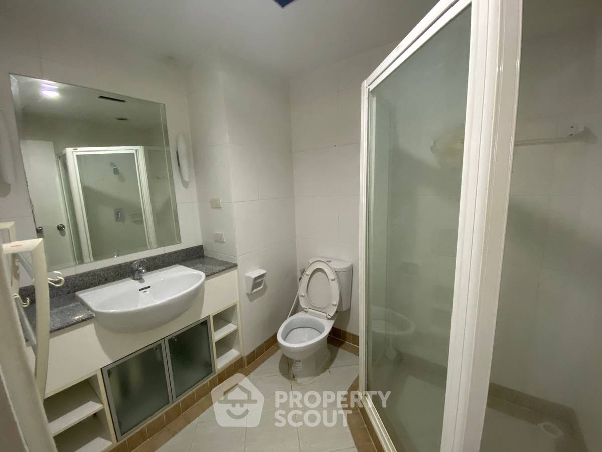 รูป คอนโด 2-ห้องนอน ที่ บ้านสิริ สาทร คอนโดมิเนียม ใกล้ MRT คลองเตย (ID 645831) - รูปที่ 8/8