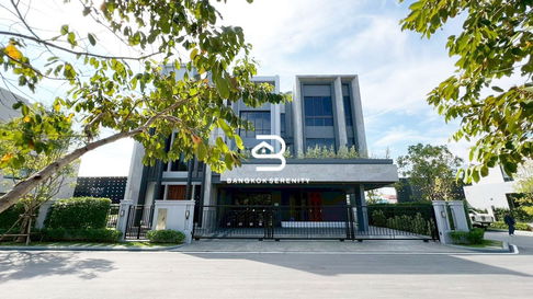 Luxury house for rent at Grand Bangkok Boulevard Krungthep Kreetha