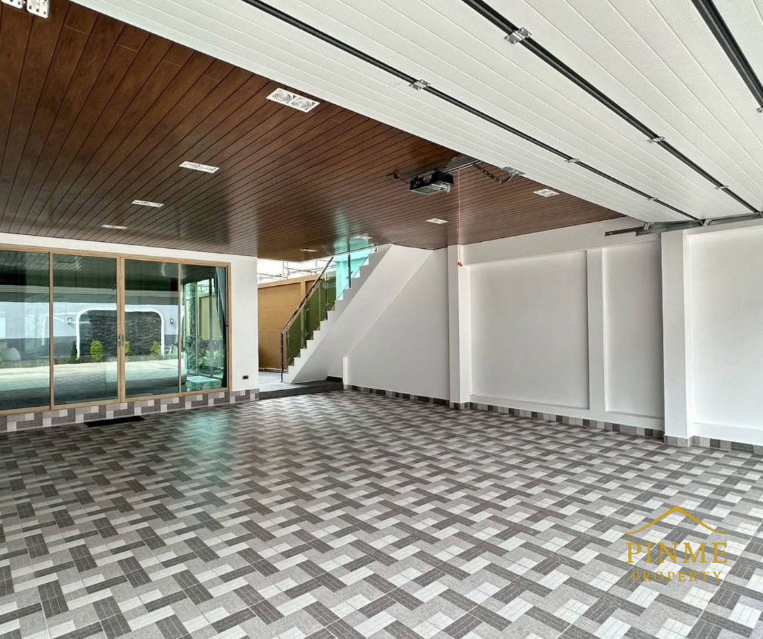 picture For Rent Luxury Pool Villa at Baan Mae Bibury, Pattaya - 17/18