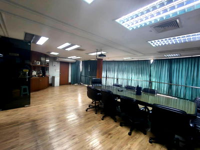 สำนักงาน ถนนสุขุมวิท : ขายอาคารสำนักงาน 5 ชั้น 133 ตรว. 847 ตรม. ทำเลดีติดถนนใหญ่ พระราม 4 ใกล้ ม.กรุงเทพเก่า เขตคลองเตย กรุงเทพ