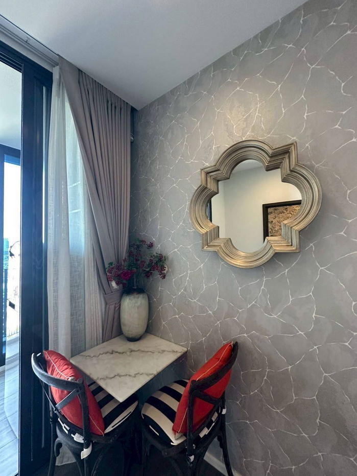 picture 23,000 baht/month 1/1 bed Whizdom Essence BTS Punnawithi - 2/10