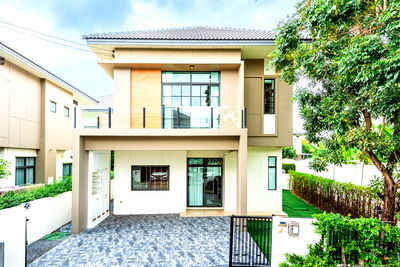 เช่าบ้านเดี่ยว โรงเรียนนานาชาติเด่นหล้า : ให้เช่า! บ้านเดี่ยวหลังมุม เอสเกต พรีเมี่ยม ราชพฤกษ์  เฟอร์ฯ + เครื่องใช้ไฟฟ้าครบชุด พร้อมเข้าอยู่ได้ทันที!  