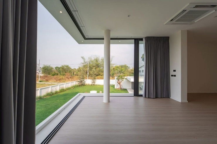 รูป ให้เช่าบ้าน modern pool villa 4 ห้องนอน 5 น้ำ พร้อมเฟอร์ฯ ใกล้โรงเรียนนานาชาติลานนา , ห่าง IKEA 15 นาที - รูปที่ 15/16