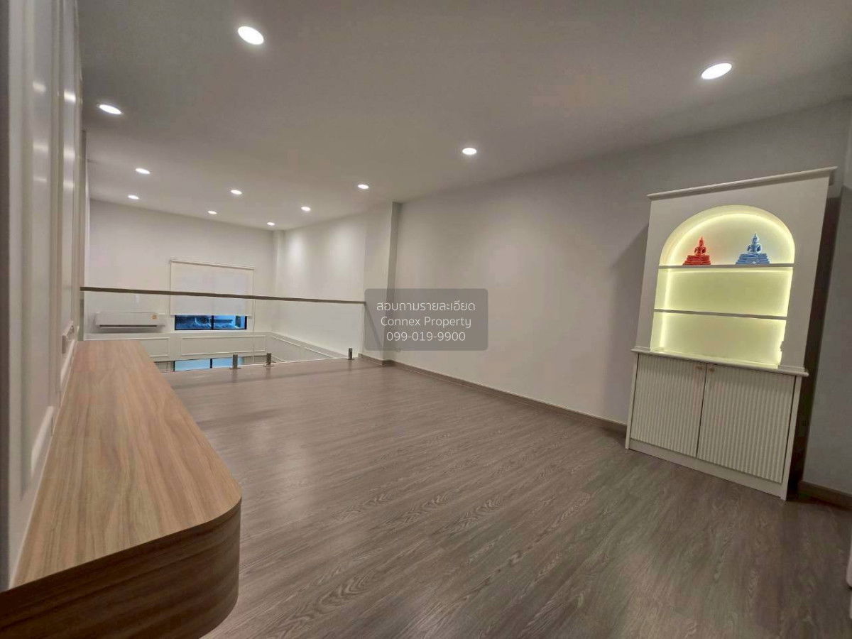 รูป ขายทาวน์เฮ้าส์/ทาวน์โฮม พรีเมี่ยม เพลส รามอินทรา 14 ห้องมุม ท่าแร้ง เขต บางเขน กรุงเทพ CX-138201 ✅ ทักไลน์ @connexproperty ตอบทันที ทีมงานมืออาชีพ ✅ - รูปที่ 8/12