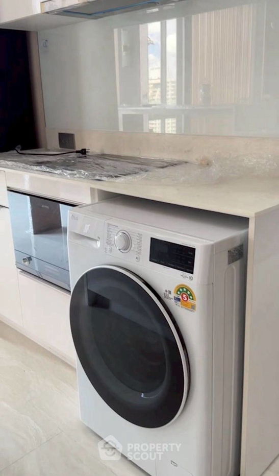 picture 2-BR Condo at Ashton Silom near BTS Chong Nonsi (ID 2472218) - 8/18