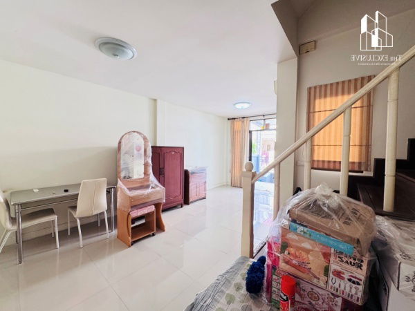 รูป ขายทาวน์เฮ้าส์ 2 ชั้น หมู่บ้าน ทิพย์พิมาน บ้านริมคลองใกล้ MRT คลองบางไผ่ – เซ็นทรัลเวสเกต ราคาต่ำกว่าประเมิน - รูปที่ 5/16