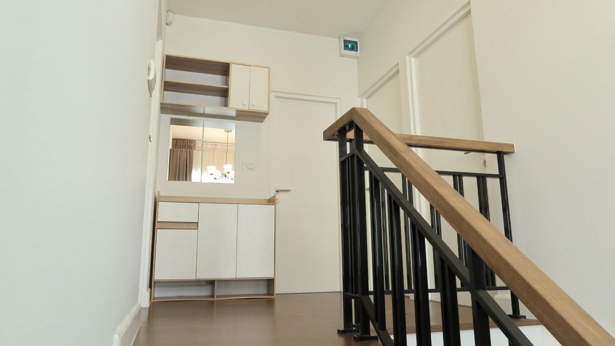 picture For rent Setthasiri Pattanakarn , 4 bedrooms big garden, Pet friendly - 16/18