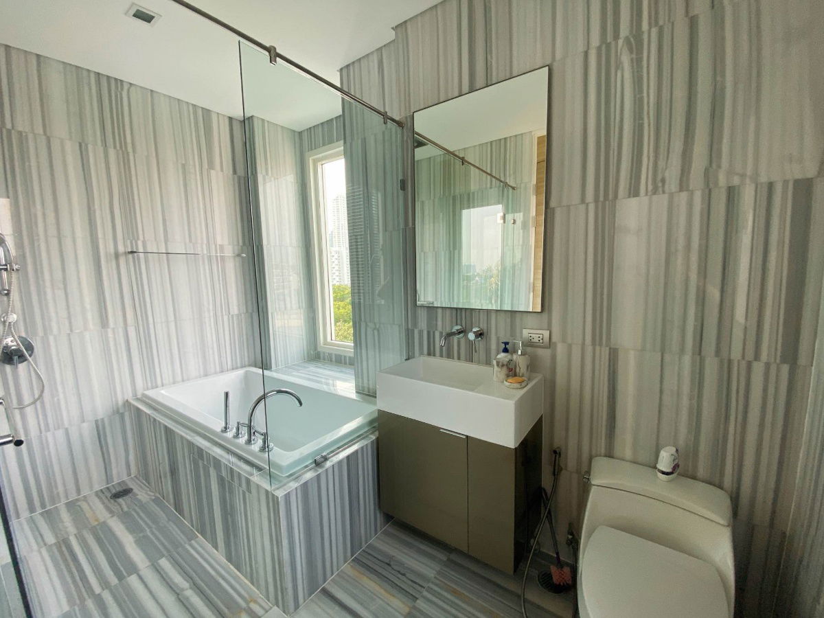 picture KT0022📲LineID @556ryccg🌊2Bedroom 112sqm Floor3 Sea view Large balcony Fully furnished Reflection Jomtien Beach Pattaya - 7/14