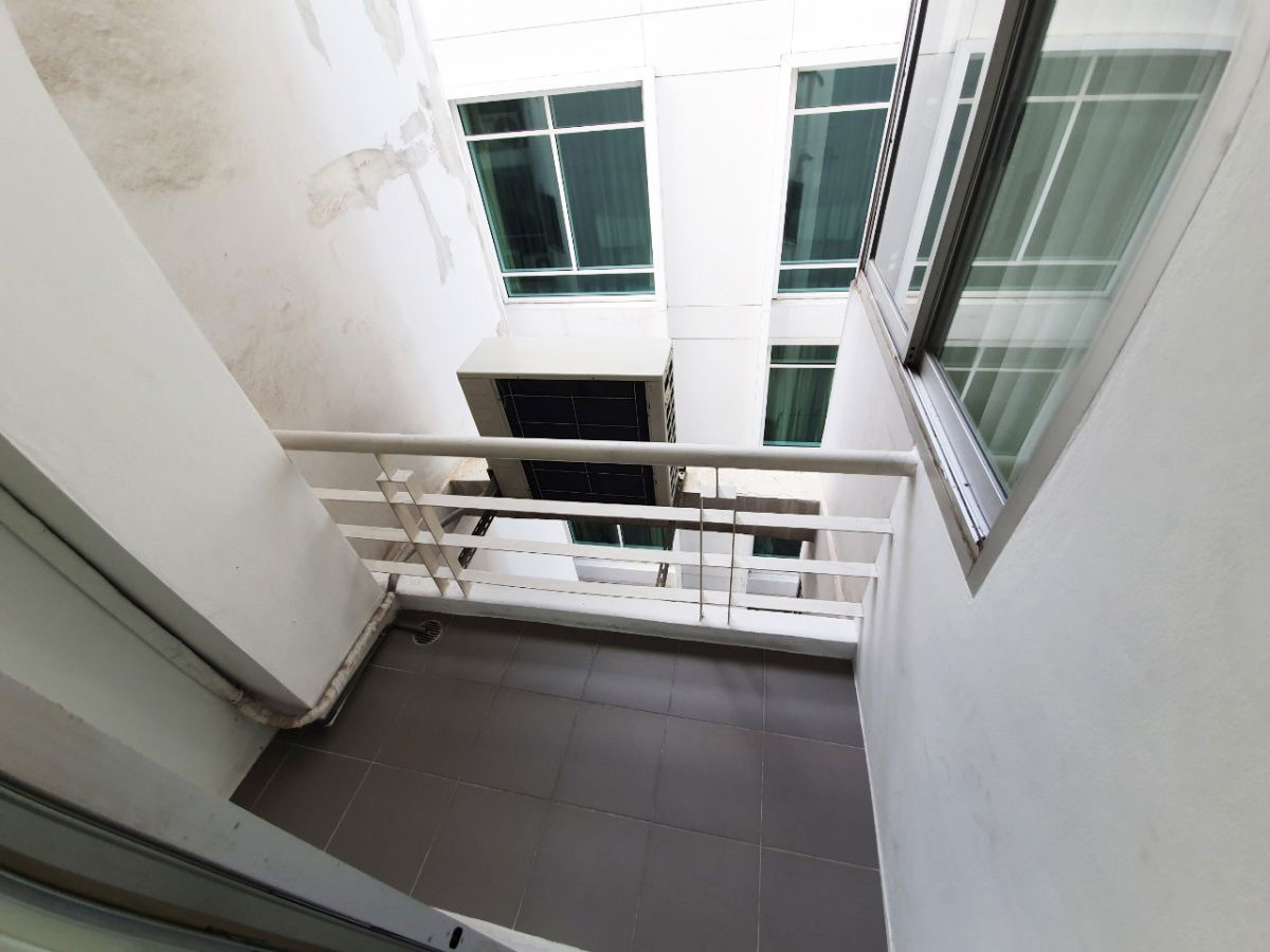 รูป *ห้องว่างให้ Prime Suites สุขุมวิท18 ชั้น 8 1 ห้องนอน 1 ห้องน้ำ 35ตรมทำใหม่ทำเลดี ราคา 15,000 บาท - รูปที่ 4/45