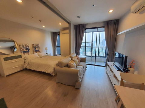 P-120435 Condo for rent Ideo Q Ratchathewi fully furnished (Confirm again when visit).