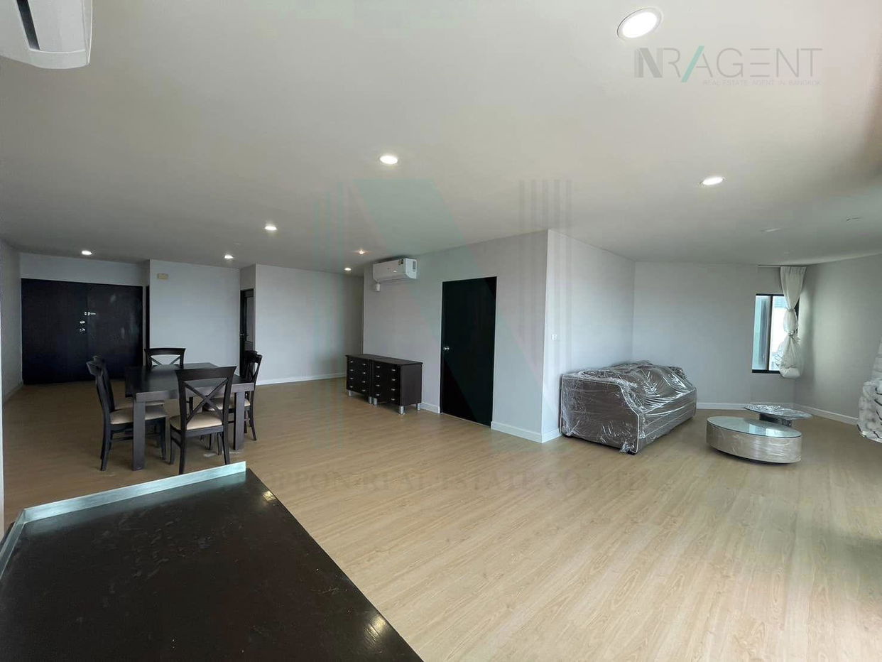 picture ð For Rent Condo SATHORN GARDENS Building A, Floor 37,3 bed room, Room size 230.00 sqm - 3/8