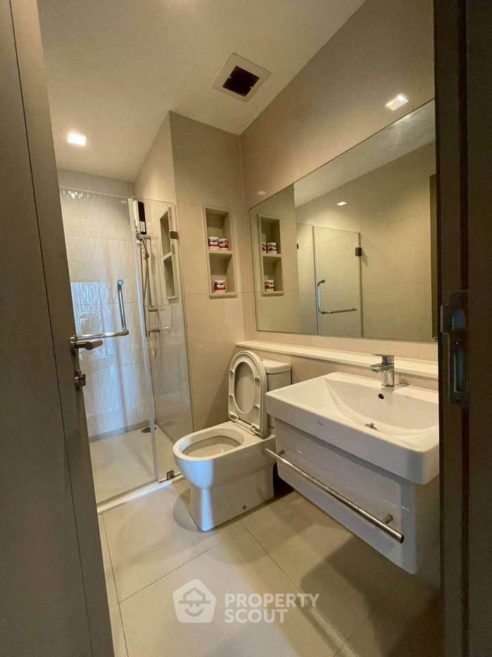 picture 2-BR Condo at Life Asoke - Rama 9 near MRT Phra Ram 9 (ID 2469678) - 12/14