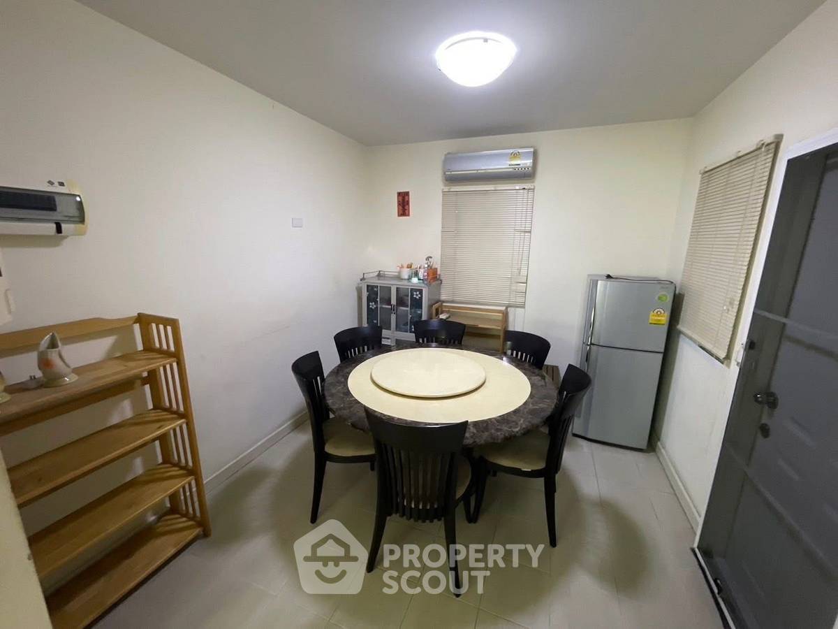 รูป บ้าน 3-ห้องนอน ที่ ภัสสร วัชรพล-วงแหวน ใน ออเงิน (ID 2255048) - รูปที่ 11/21