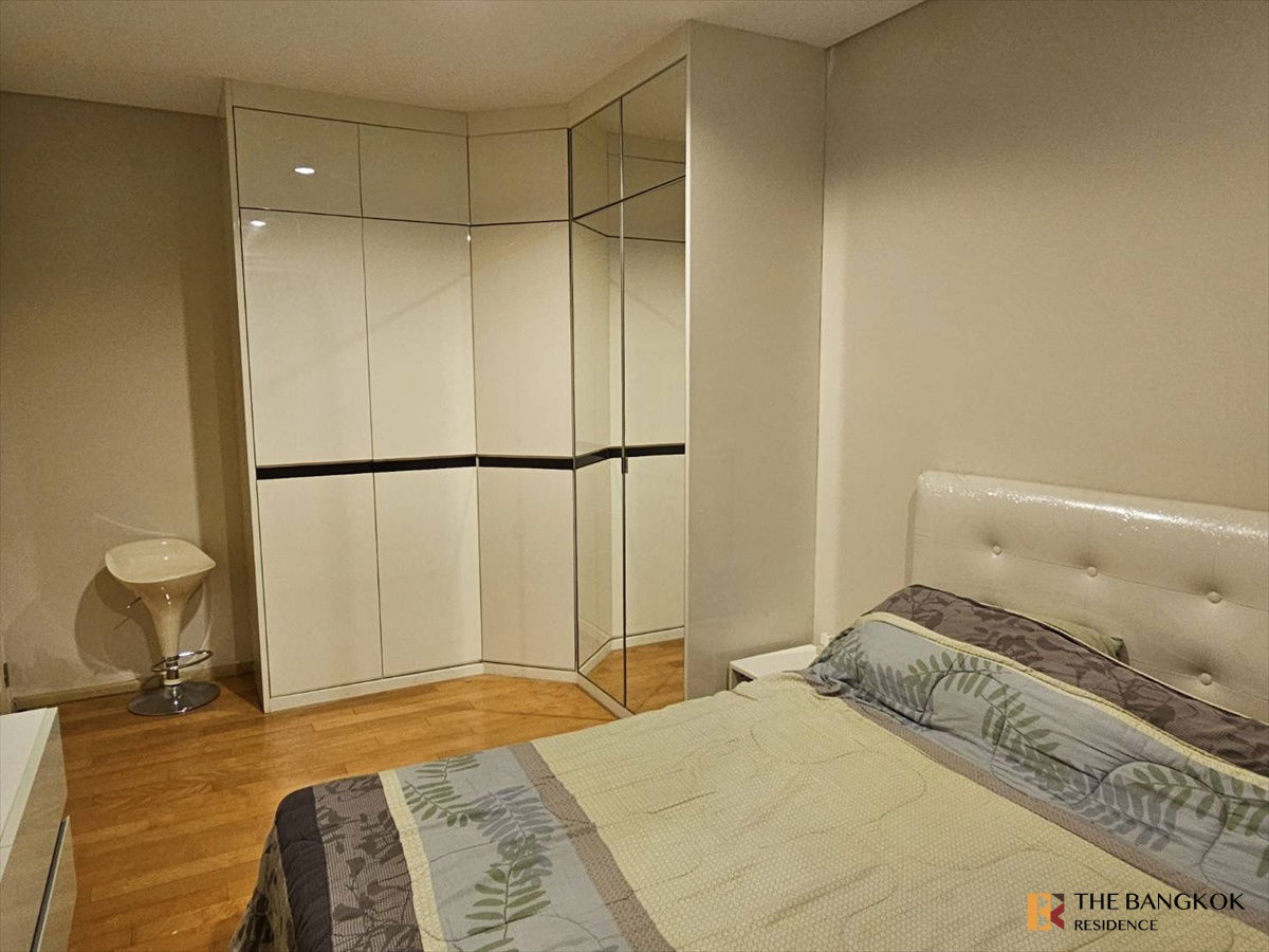 picture Villa Asoke ð Beautiful units at great value ðļ Near MRT Phetchaburi - 3/6