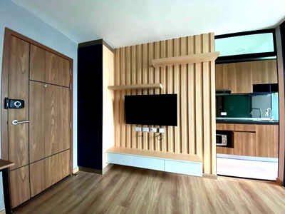 Condos for rent : code : E219 The Cube Loft Ladprao 107