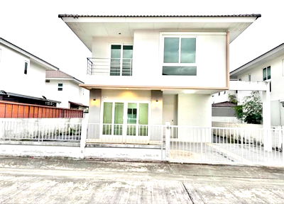 เช่าบ้านเดี่ยว โรงเรียนนวมินทราชินูทิศ เบญจมราชาลัย : ให้เช่าบ้านประภาทรัพย์ หทัยราษฎร์ 39  คลองสามวา