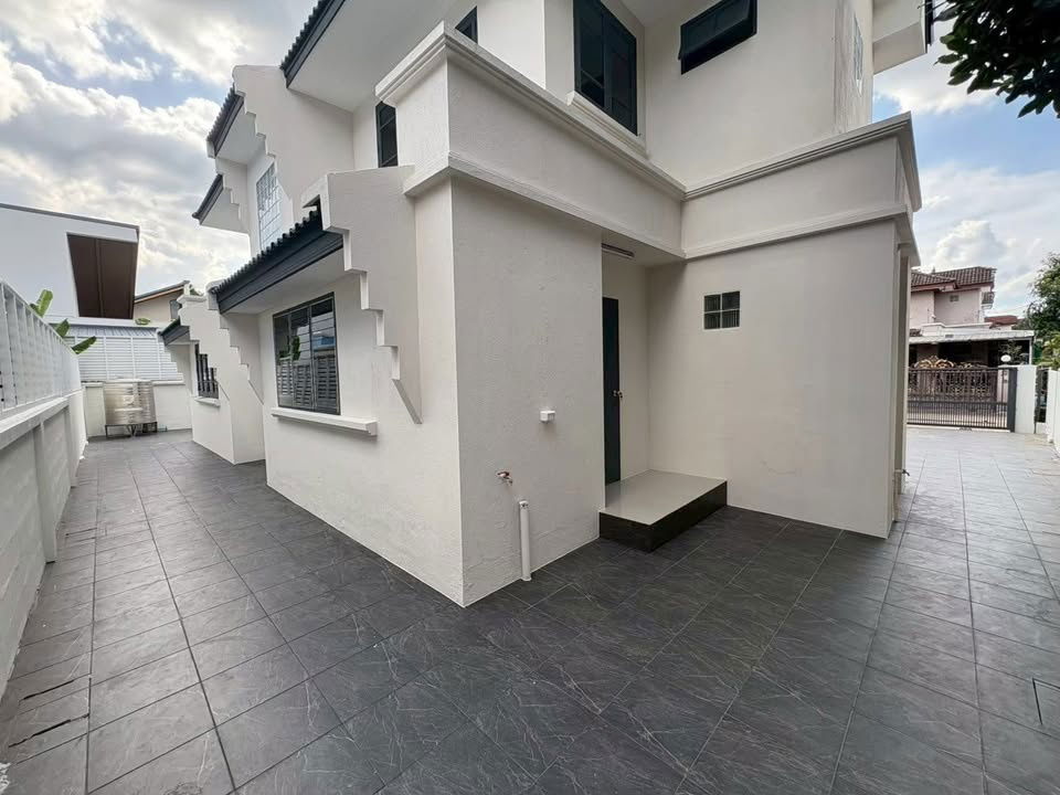 รูป ขายราคาดีที่สุดหมู่บ้านภาณุการ์เด้นท์ใกล้ถนนสวนผักและกาญจนาภิเษก 064-974-2441 - รูปที่ 14/15