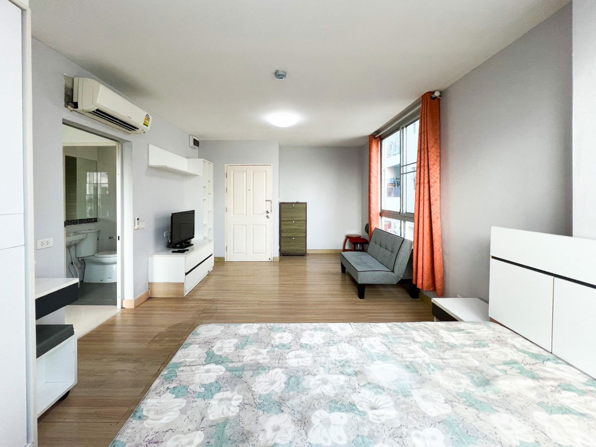 รูป 🏙 Zoom Condo Place (Zoom 49) เพียง 999,000 บาท ทำเลใกล้มหาวิทยาลัย ใช้ชีวิตง่าย - รูปที่ 1/12