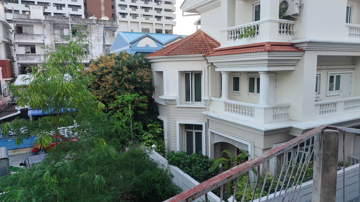 รูป ขาย ตึกแถว 3 คูหา 4 ชั้นครึ่ง ขนาด 59 ตร.ว บากองอนุสรณ์ 2 ช่องนนทรี - รูปที่ 13/31