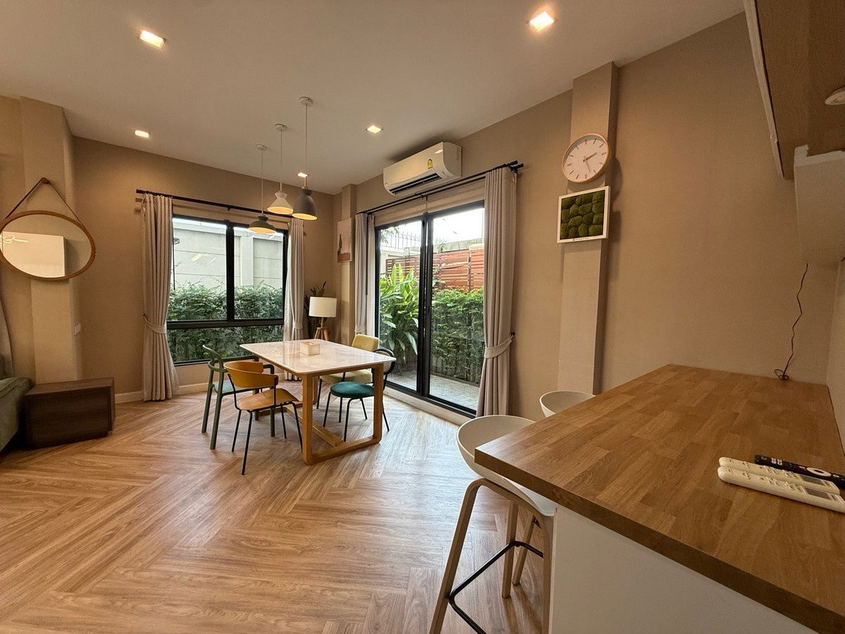 รูป 🏡 ให้เช่าบ้านเดี่ยวหรู — Bangkok Boulevard Srinakarin–Bangna หลังริม ทำเลดีที่สุดในโครงการ แต่งสวยพร้อมอยู่ ใกล้รถไฟฟ้า ของกินเพียบ 🔥 - รูปที่ 3/18