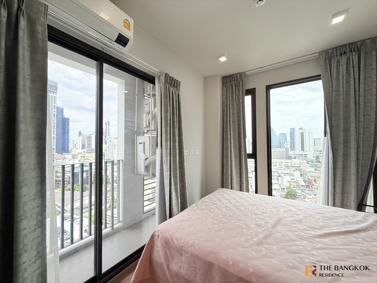 picture Chapter Chula-Samyan 🛏️ Beautiful fully furnished room, ready to move in! 💖 Close to MRT Sam Yan - 5/11