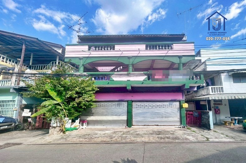 ขายห้องเช่า 3 ชั้น 22 ห้อง ซอยรังสิต–นครนายก 4 คลอง1 ใกล้ฟิวเจอร์พาร์ค รังสิต 