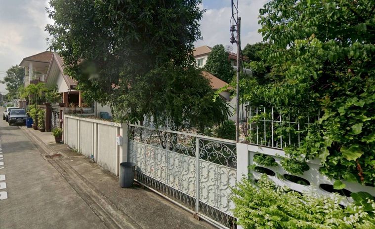 Land for sale, 59 sq wah, Phra Khanong
