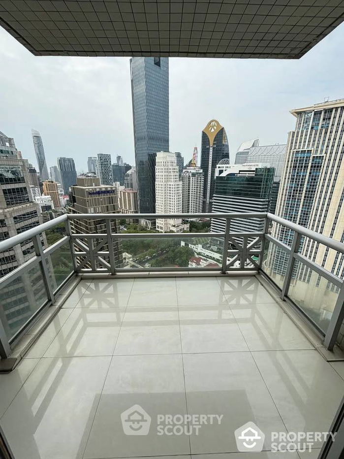 picture 4-BR Condo at All Seasons Mansion Condominium near BTS Phloen Chit (ID 2240530) - 11/26
