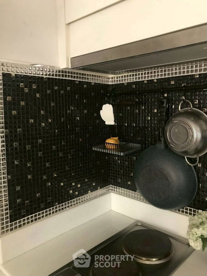 picture 1-BR Condo at Thru Thonglor in Bang Kapi (ID 2475677) - 3/16