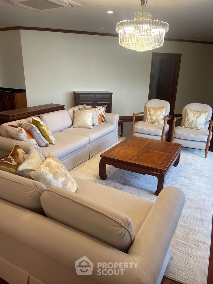 picture 3-BR Condo at Ruamsuk Condominium near BTS Thong Lor (ID 1817413) - 11/15