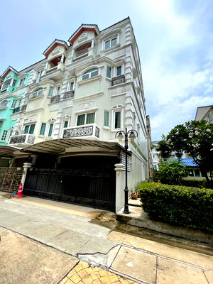 เช่าโฮมออฟฟิศ ถนนสาทรเหนือ : 🏡 ให้เช่าทาวน์โฮมหรู 4 ชั้น / โฮมออฟฟิศ ทำเลย่านธุรกิจ ใกล้ BRT ถนนจันทน์