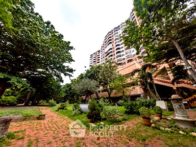 ขายคอนโด : คอนโด 2-ห้องนอน ที่ สามมุข เทอเรส คอนโดมิเนียม ใกล้ บางแสน (ID 2473291)