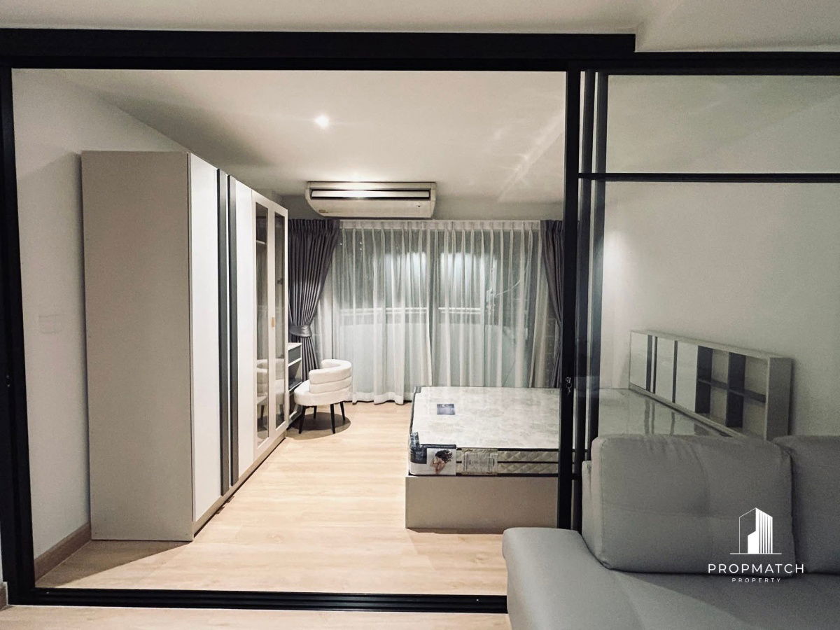 รูป PM035761✨Flash Deal ✨Aree Place Sukhumvit 26 (1Bed 1Bath 40SQM.) พร้อมอยู่ ! เพียง 20,000 บาทต่อเดือน Tel.0981315848 @propmatch - รูปที่ 2/8