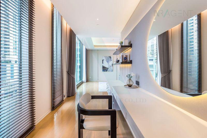 picture ð For rent condo BAAN SINDHORN Building 1, Floor 5,2 bed room, Room size 168 sqm - 4/8