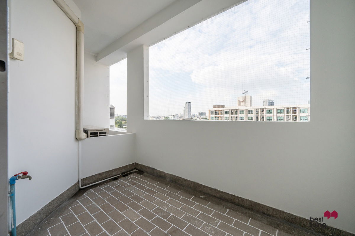 picture The Waterford Royal Suites, 60 Square Meter 1 Bedroom Condo, Ratchayot - 5/5